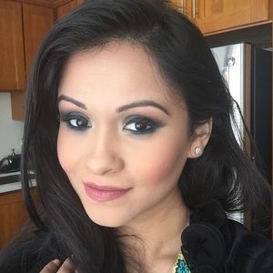 Meet your Posher, Farhana